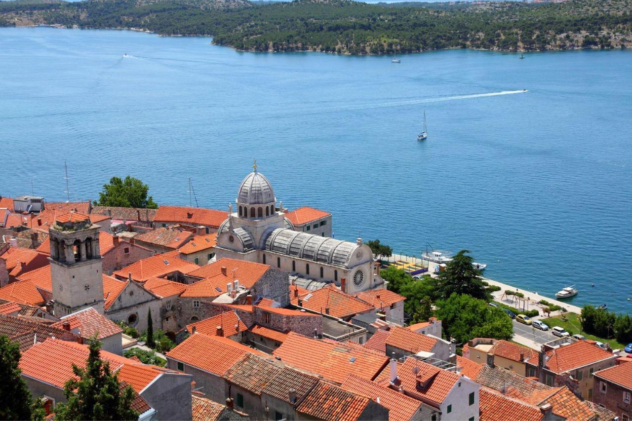 Ojra New Apartment With Seaview Σίμπενικ Εξωτερικό φωτογραφία