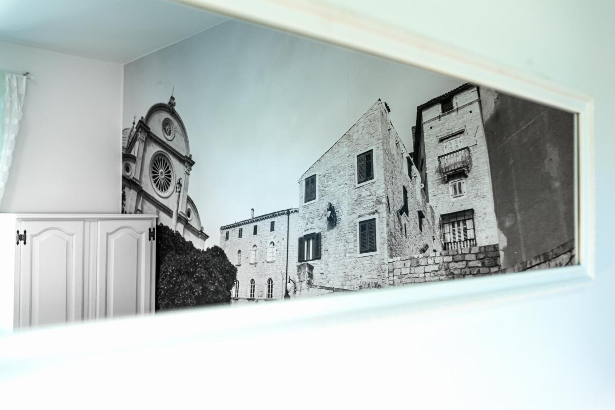 Ojra New Apartment With Seaview Σίμπενικ Εξωτερικό φωτογραφία